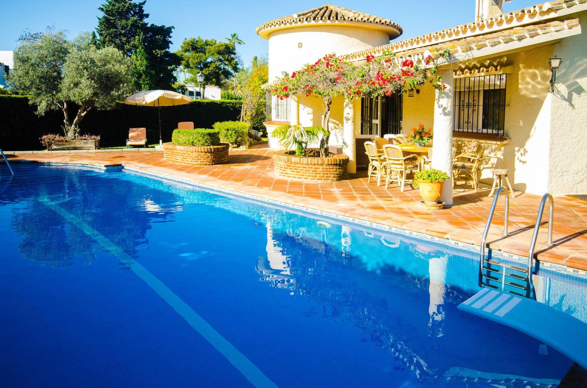 Galindo Beach El Saladillo Estepona Exterior photo